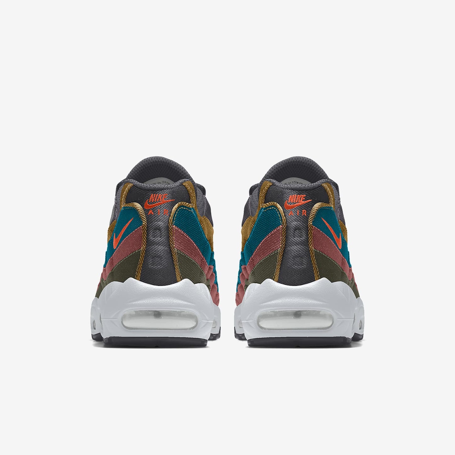 Nike Air Max 95 – Multi-Color Mesh Athletic Sneakers