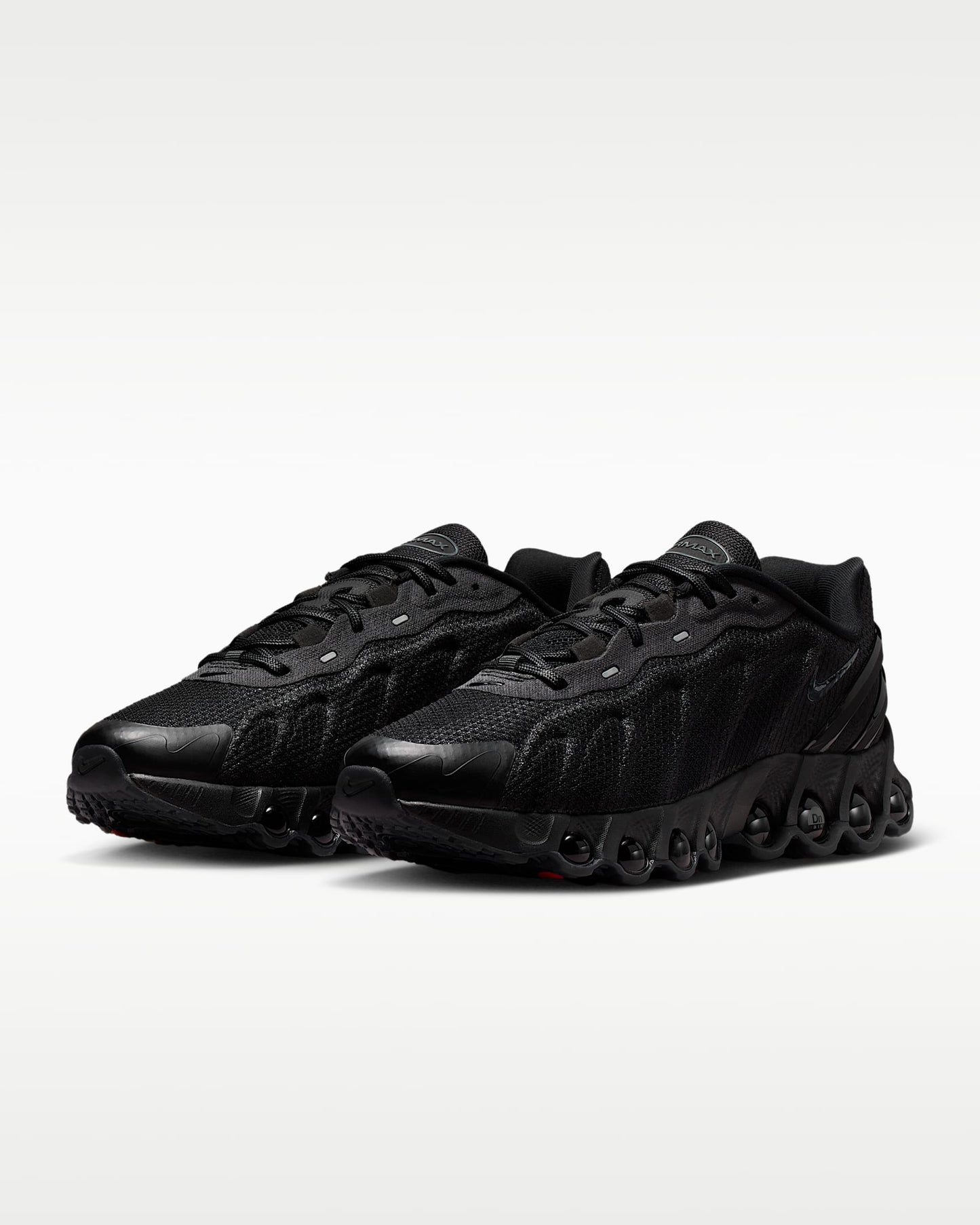 Nike Air Max DN – Triple Black Sneaker