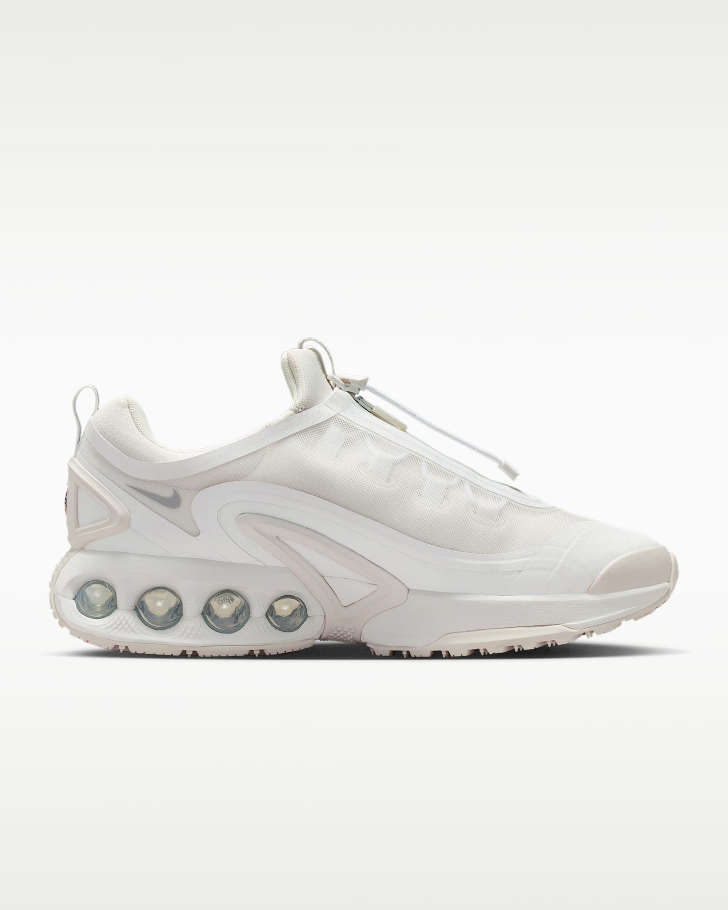 Nike Air Max DN Roam – White / Off-White Mesh Athletic Sneakers