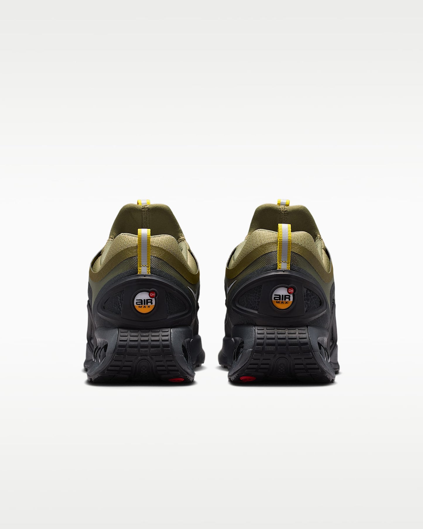 Nike Air Max DN Roam – Olive Green / Black Mesh Athletic Sneakers