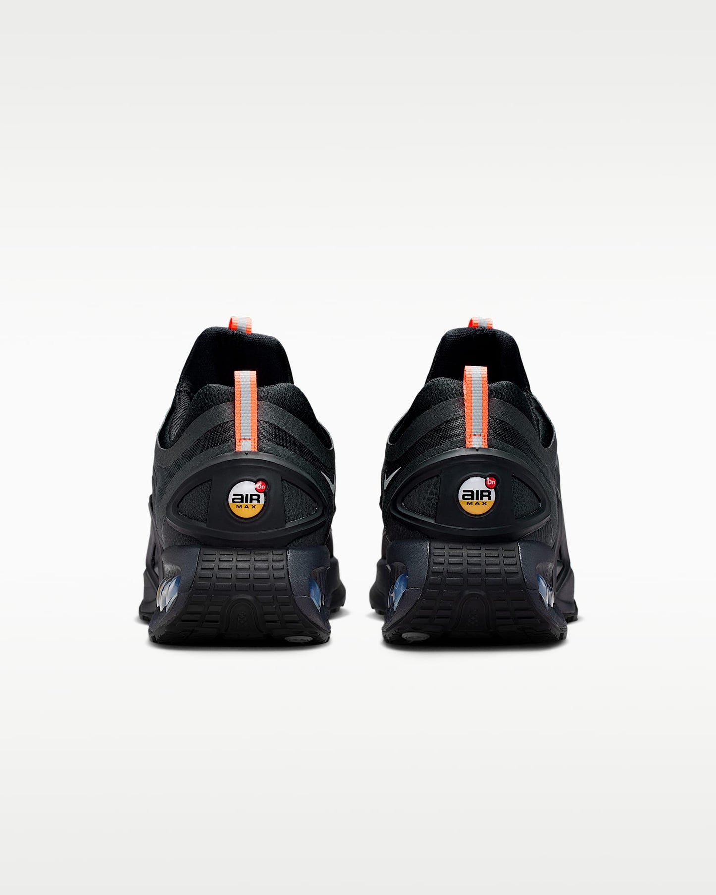 Nike Air Max DN Roam – Black / Red Mesh Athletic Sneakers