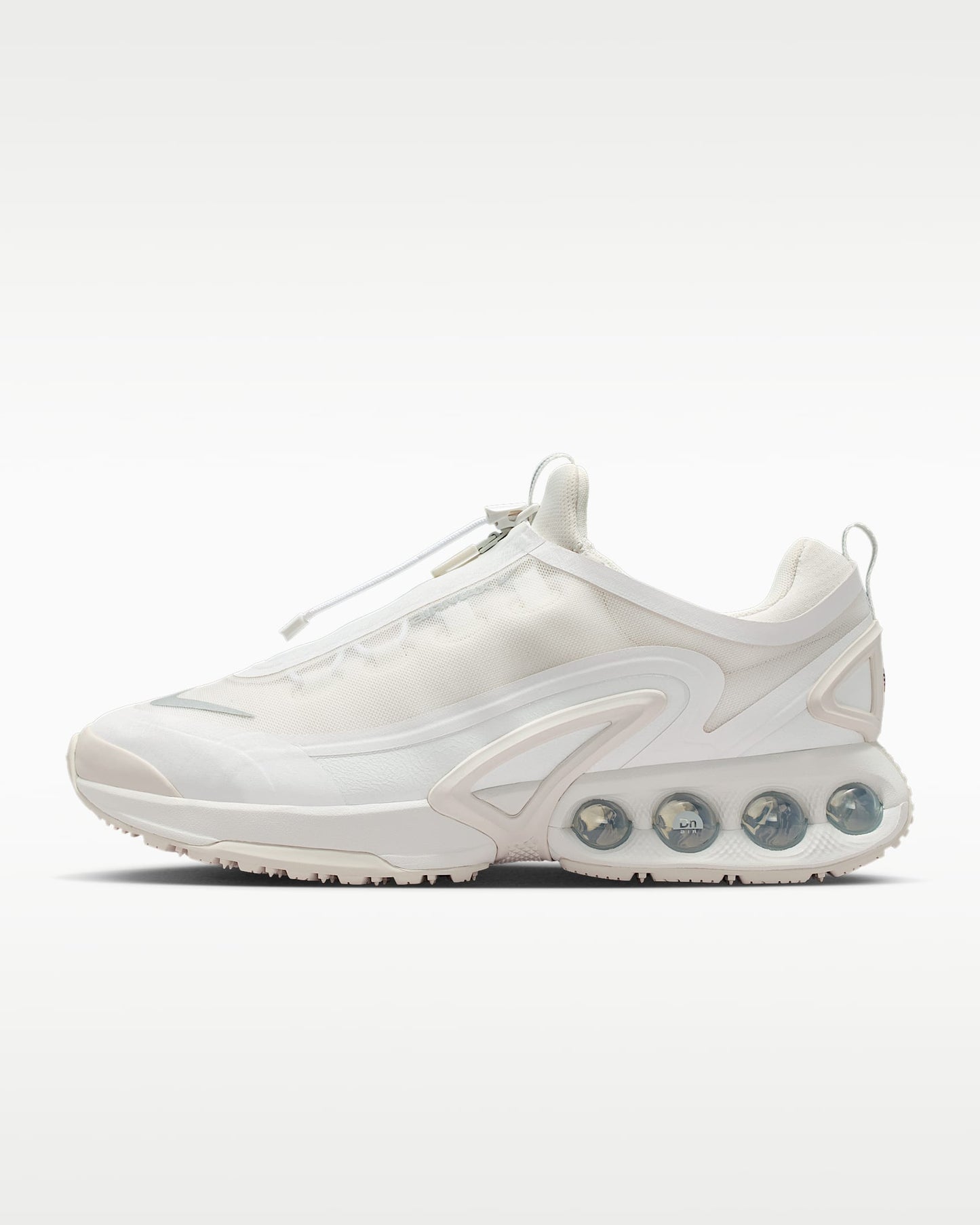 Nike Air Max DN Roam – White / Off-White Mesh Athletic Sneakers