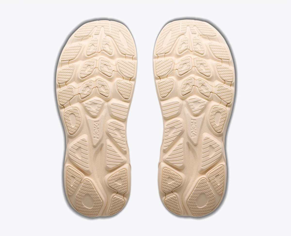 Hoka Bondi 8 — Cream / Beige