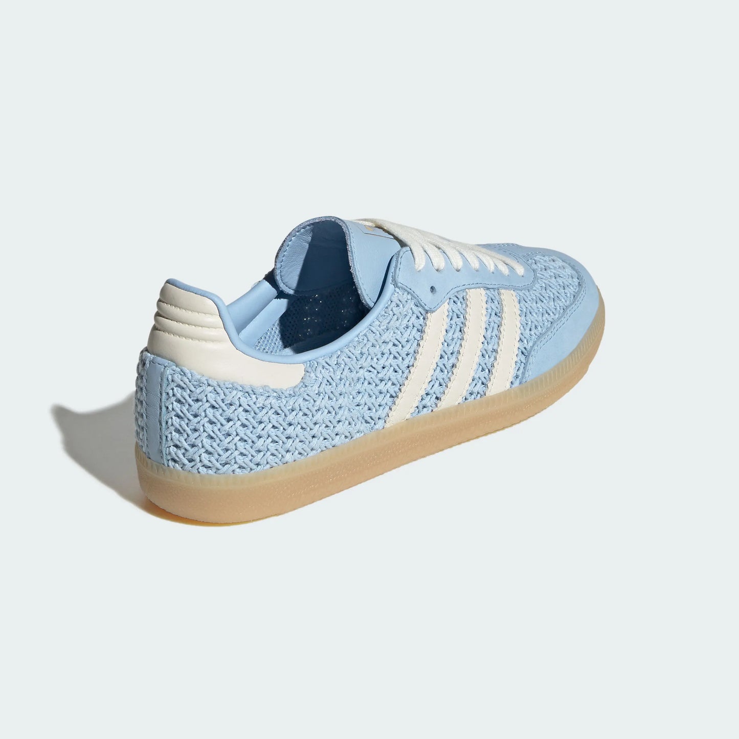 Adidas Originals – Light Blue / Cream Woven Suede Casual Sneakers