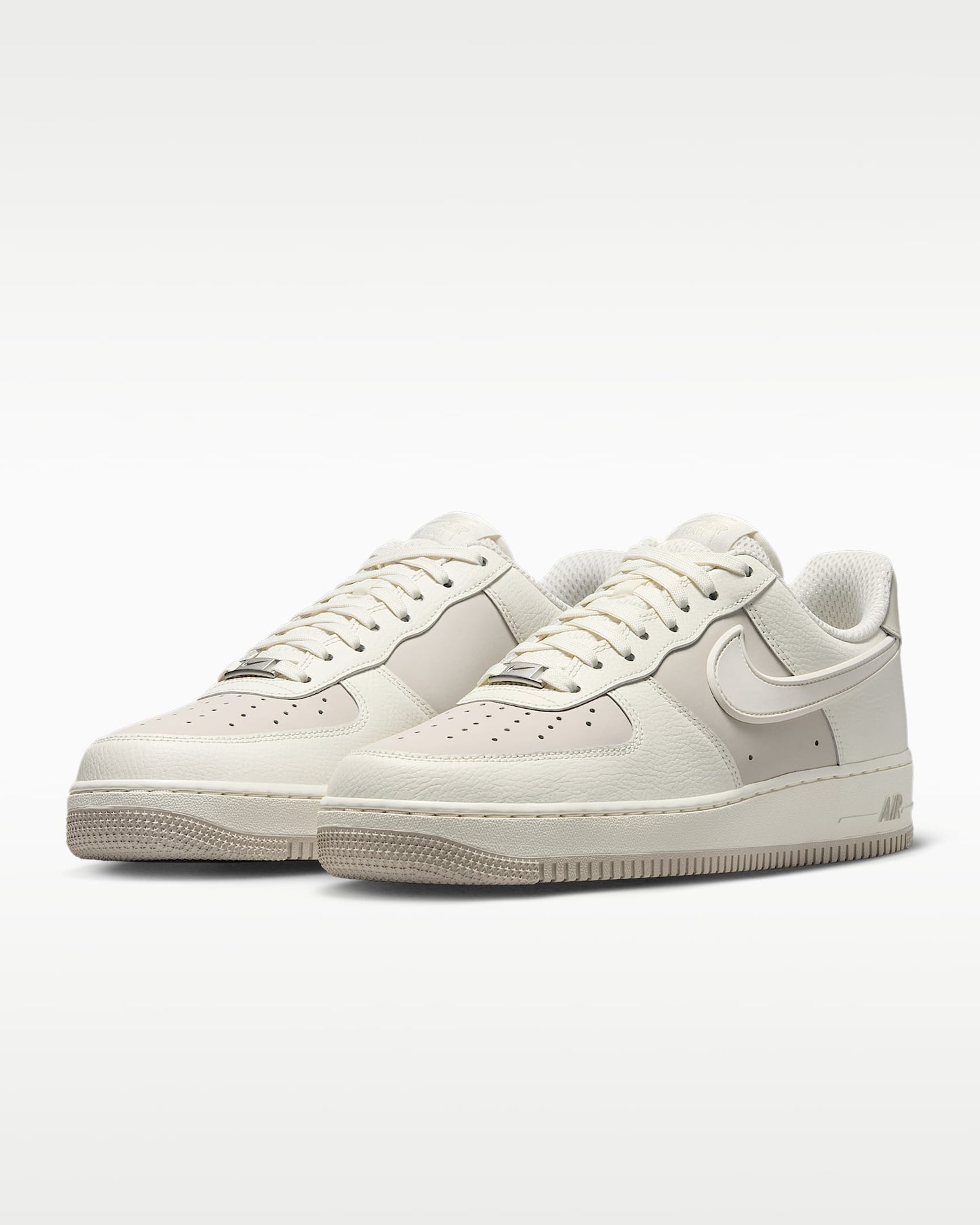Nike Air Force 1 '07 Cream Light Beige Color Block Sneakers