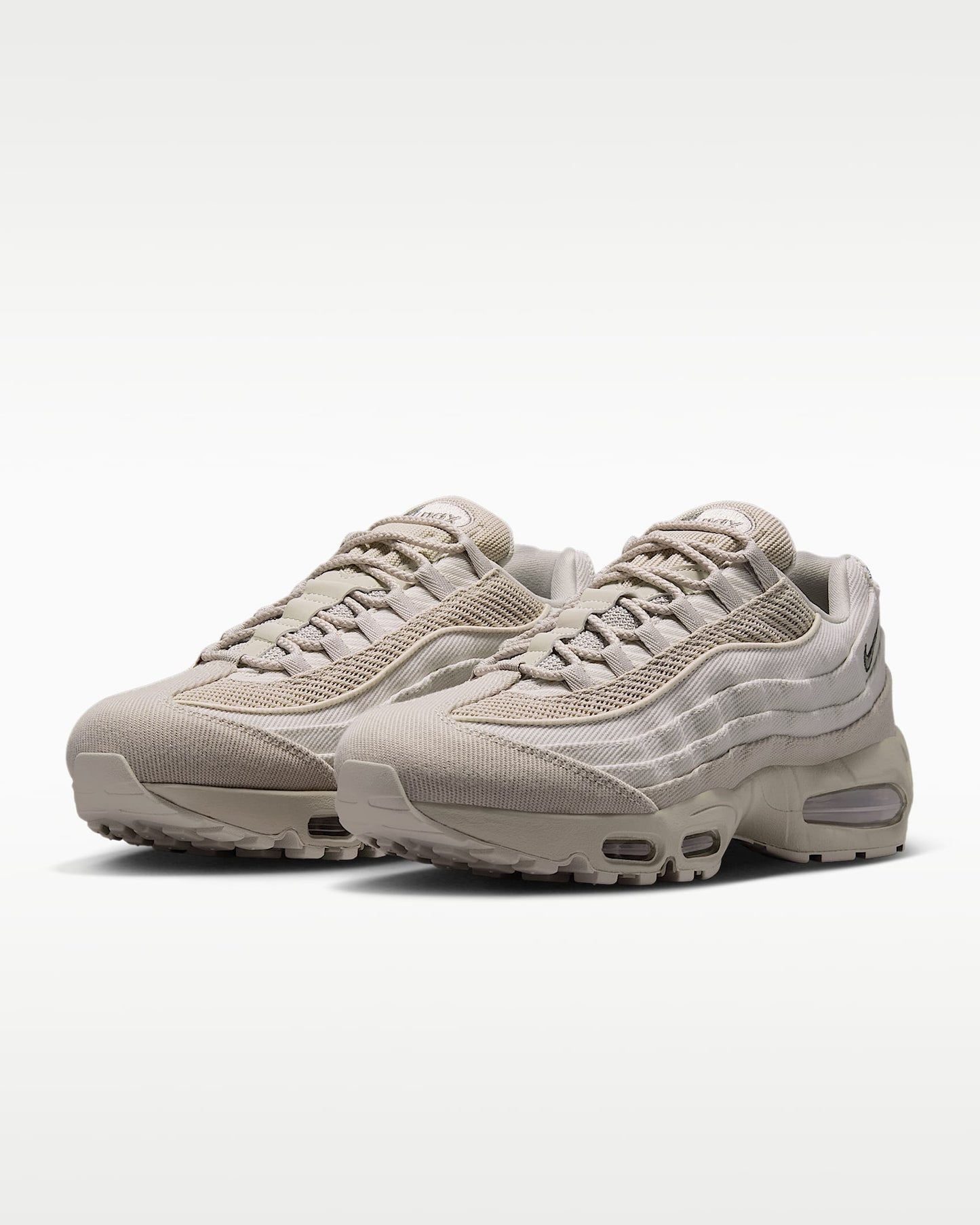 Nike Air Max 95 – Beige Mesh Canvas Athletic Sneakers