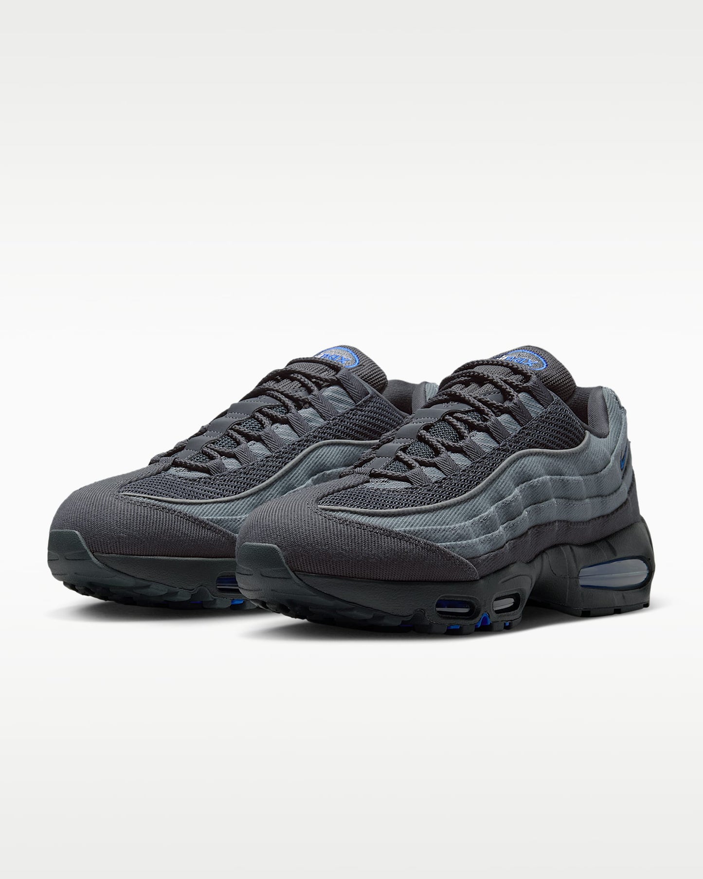 Nike Air Max 95 – Dark Grey / Royal Blue Mesh Athletic Sneakers