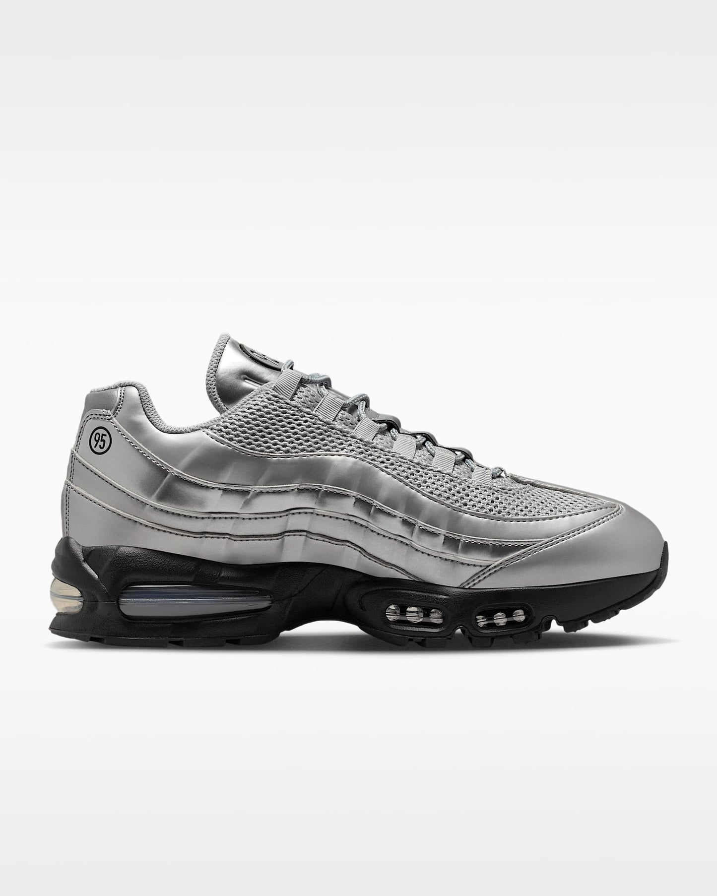 Nike Air Max 95 – Metallic Silver / Black Mesh Athletic Sneakers