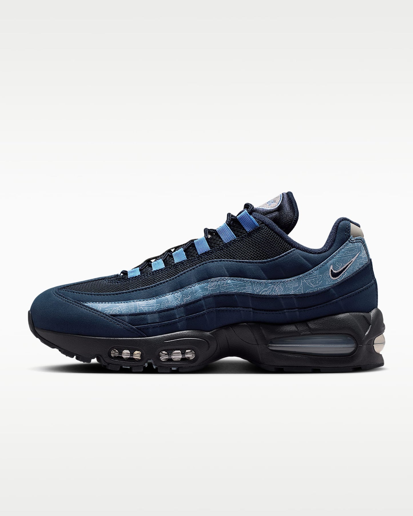 Nike Air Max 95 – Navy / Light Blue Mesh Athletic Sneakers