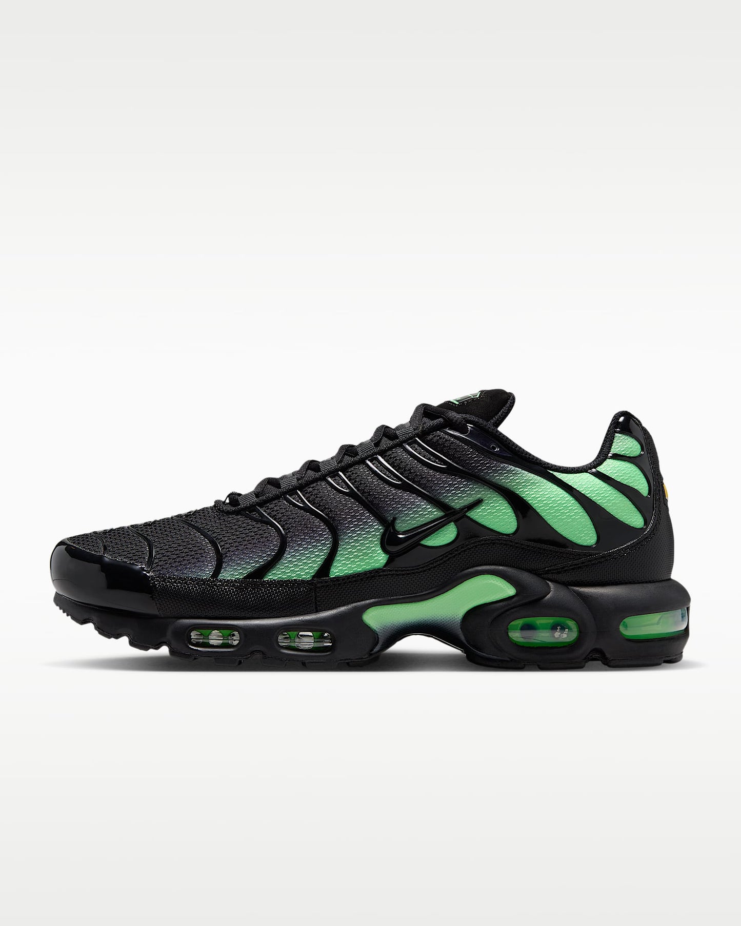 Nike Air Max Plus – Black/Electric Green Sneaker