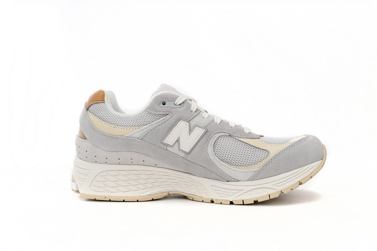 New Balance 2002R Sneakers