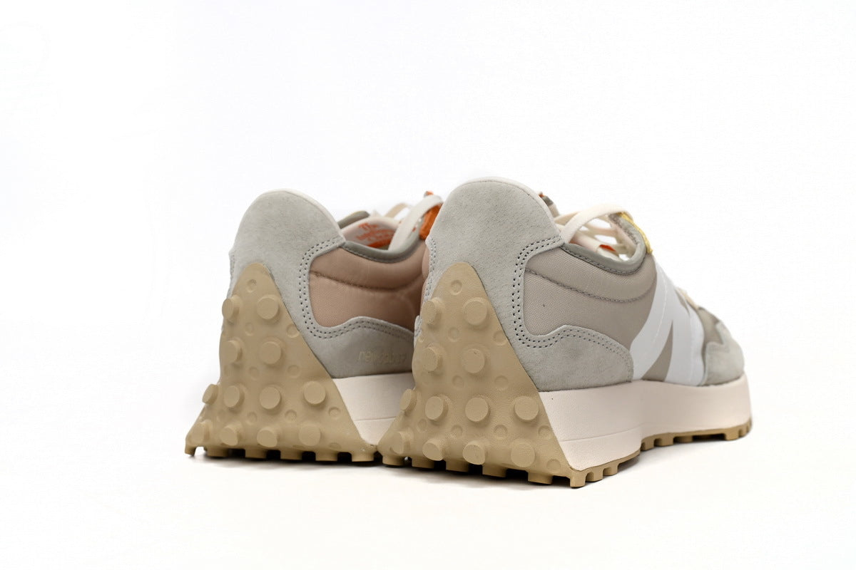 New Balance 327 Sneakers