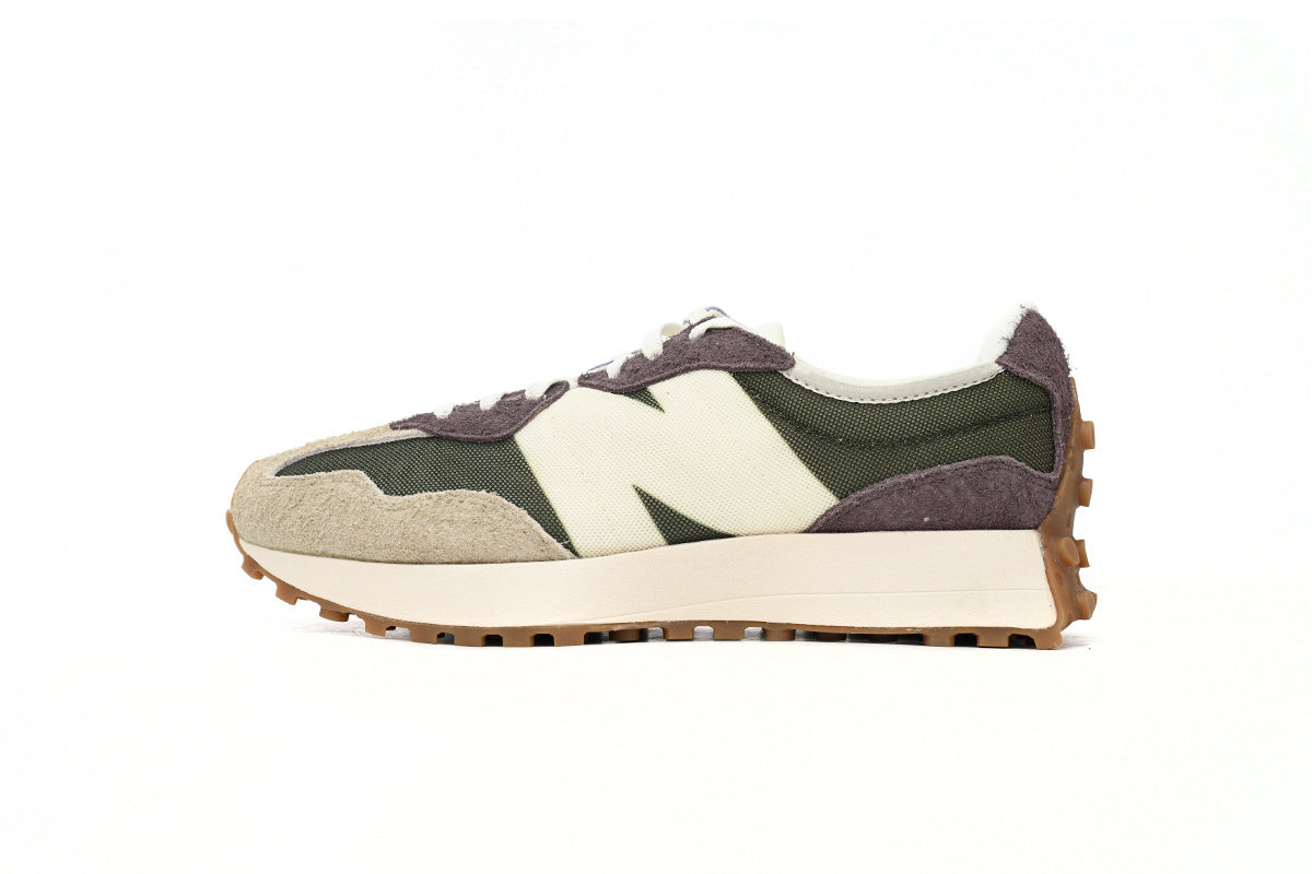 New Balance 327 Sneakers