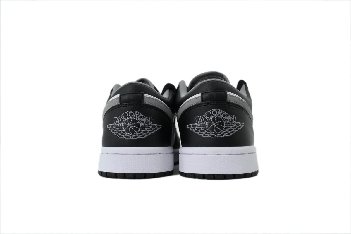 Nike Air Jordan 1 Retro Low Low-Top Sneakers