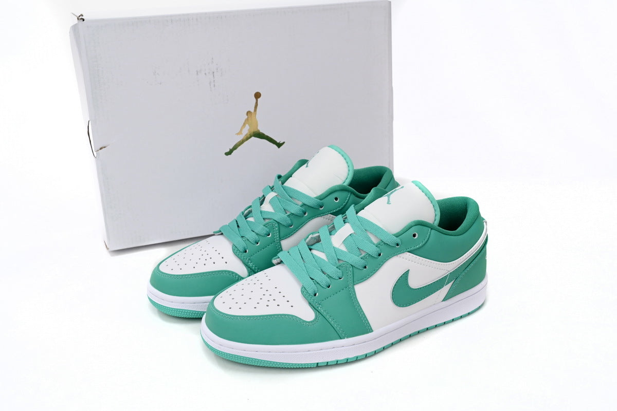 Nike Air Jordan 1 Retro Low Low-Top Sneakers