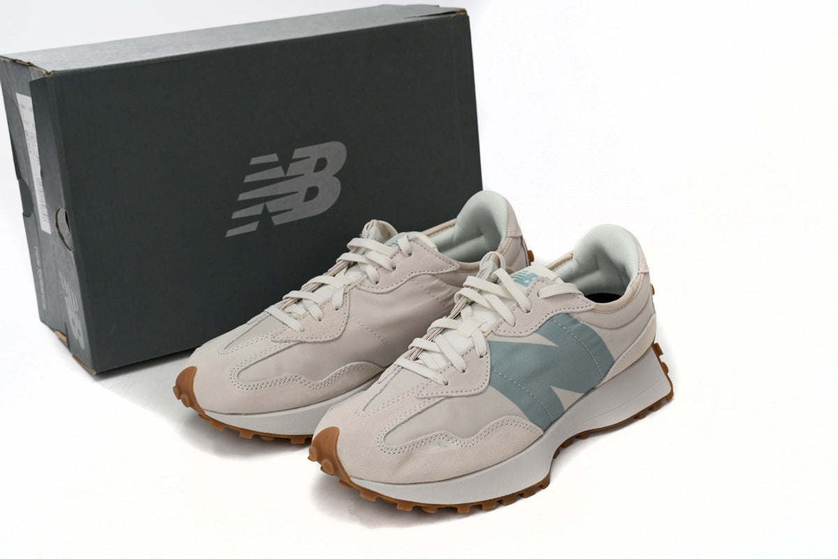 New Balance 327 Sneakers