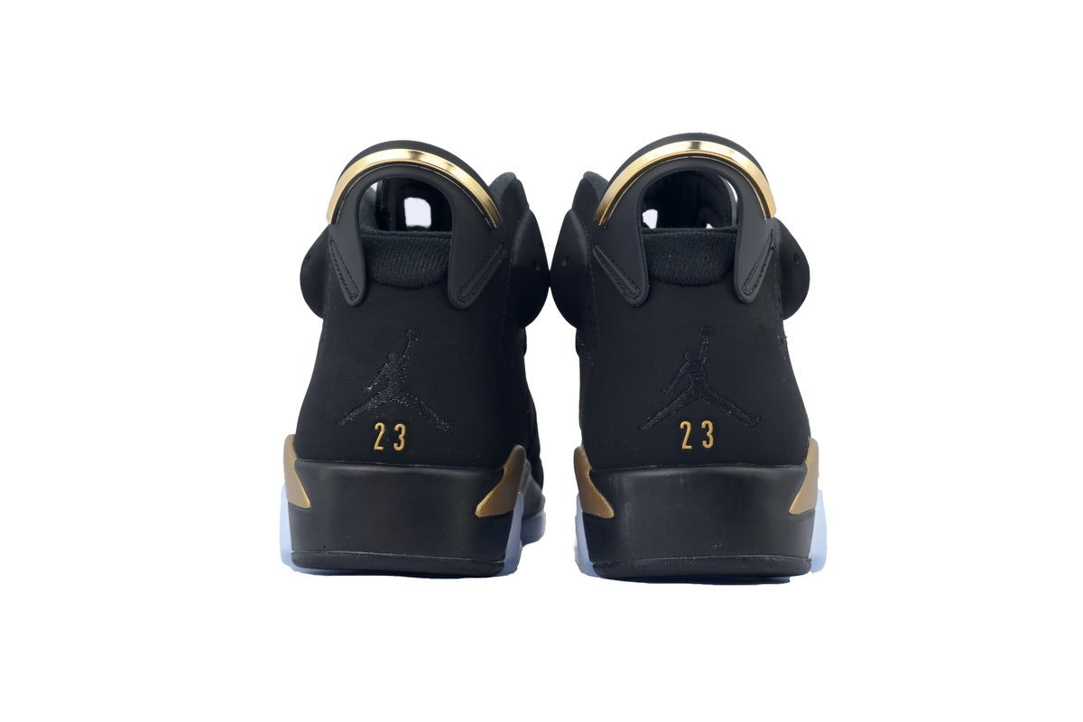 Nike Air Jordan 6 – Retro High-Top Basketball Sneakers