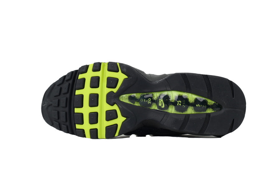 Nike Air Max 95 – Classic Sneakers