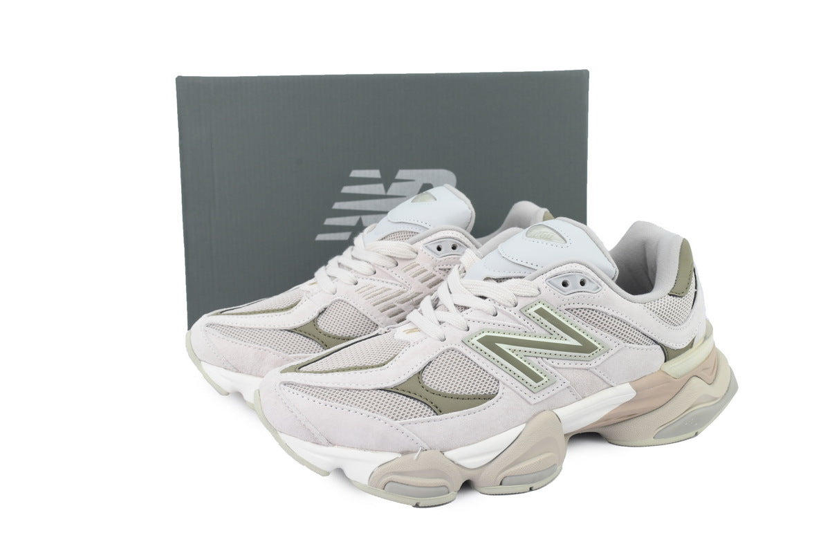 New Balance 9060 Sneakers