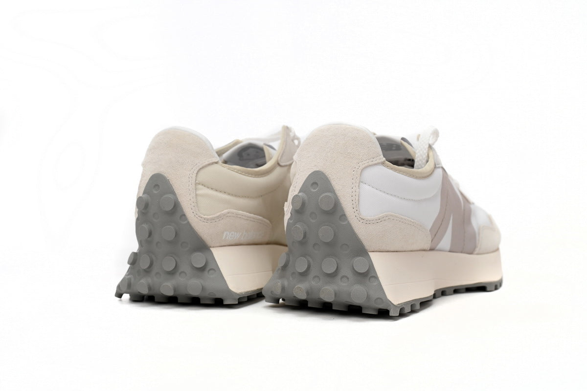 New Balance 327 Sneakers