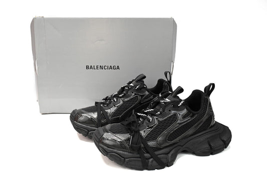 Balenciaga 3XL Sneaker – Low-Top Chunky Sole