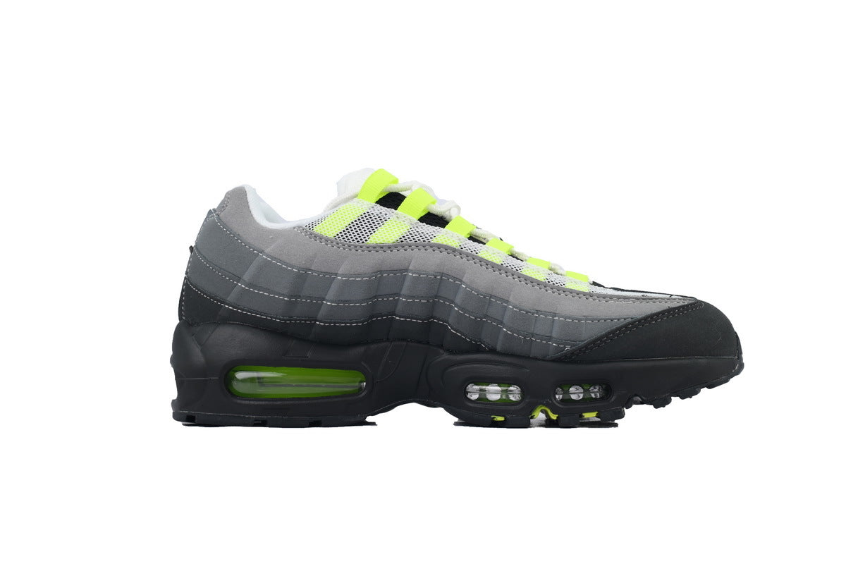 Nike Air Max 95 – Classic Sneakers