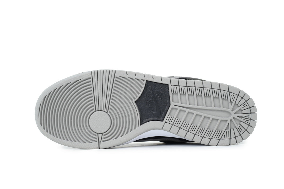 Nike SB Dunk Low – Classic Streetwear Sneakers (EU 36–45)