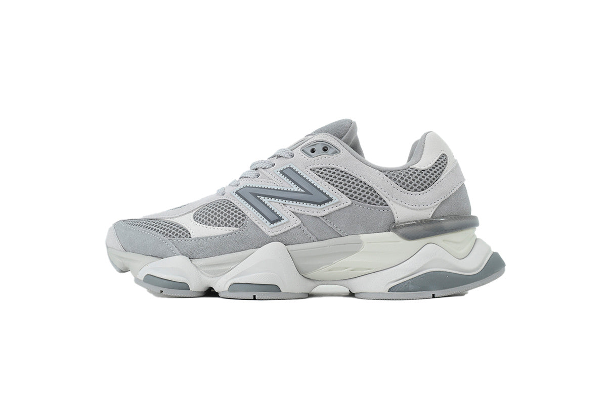 New Balance 9060 Sneakers