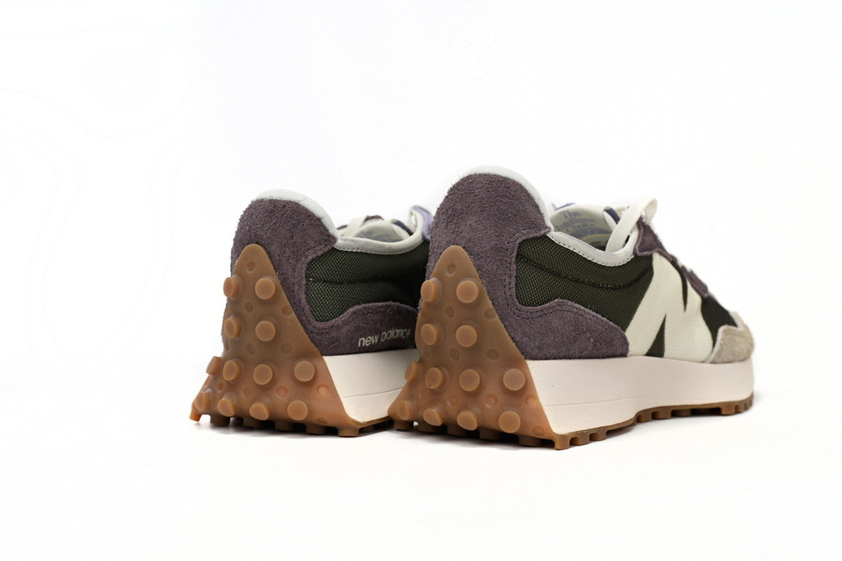 New Balance 327 Sneakers