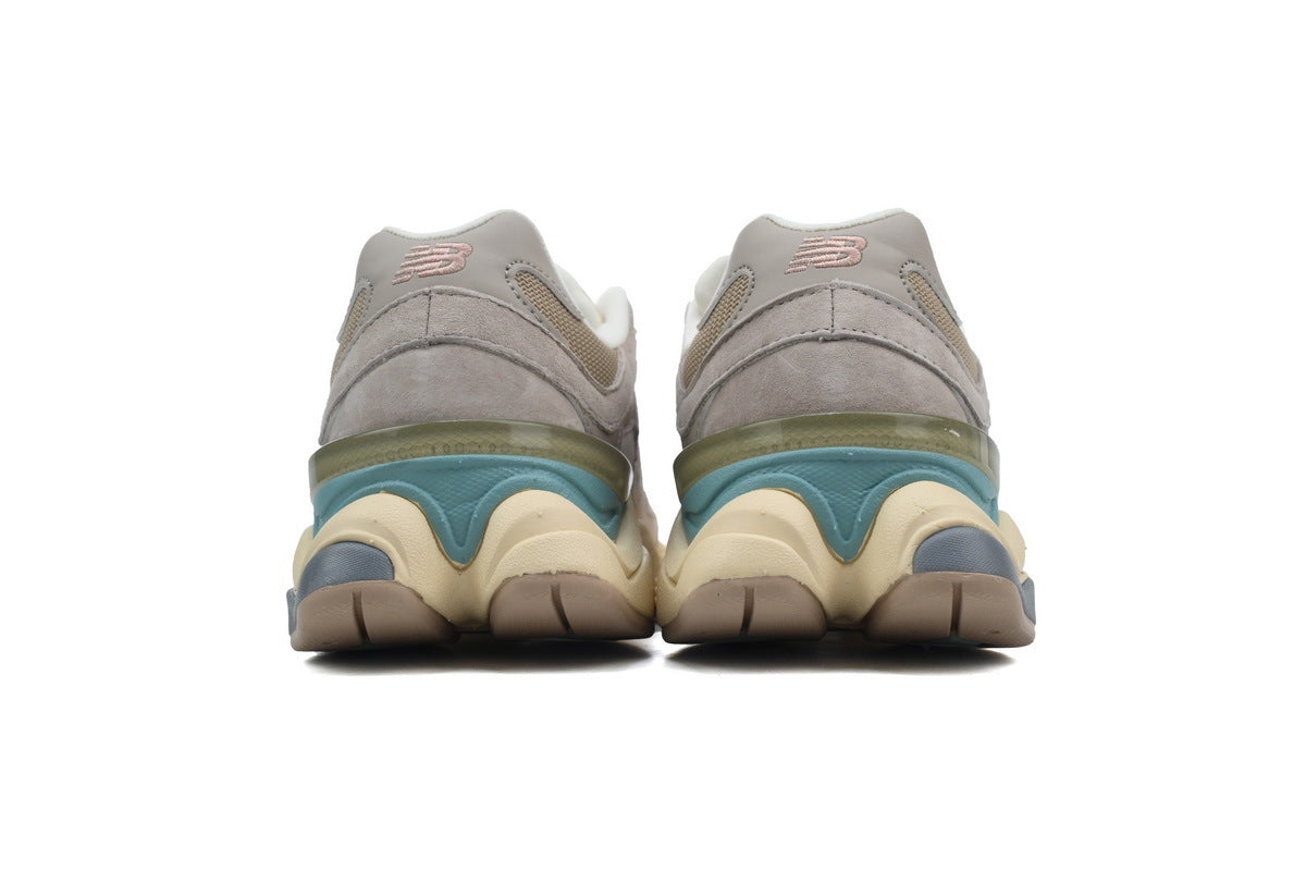 New Balance 9060 Sneakers