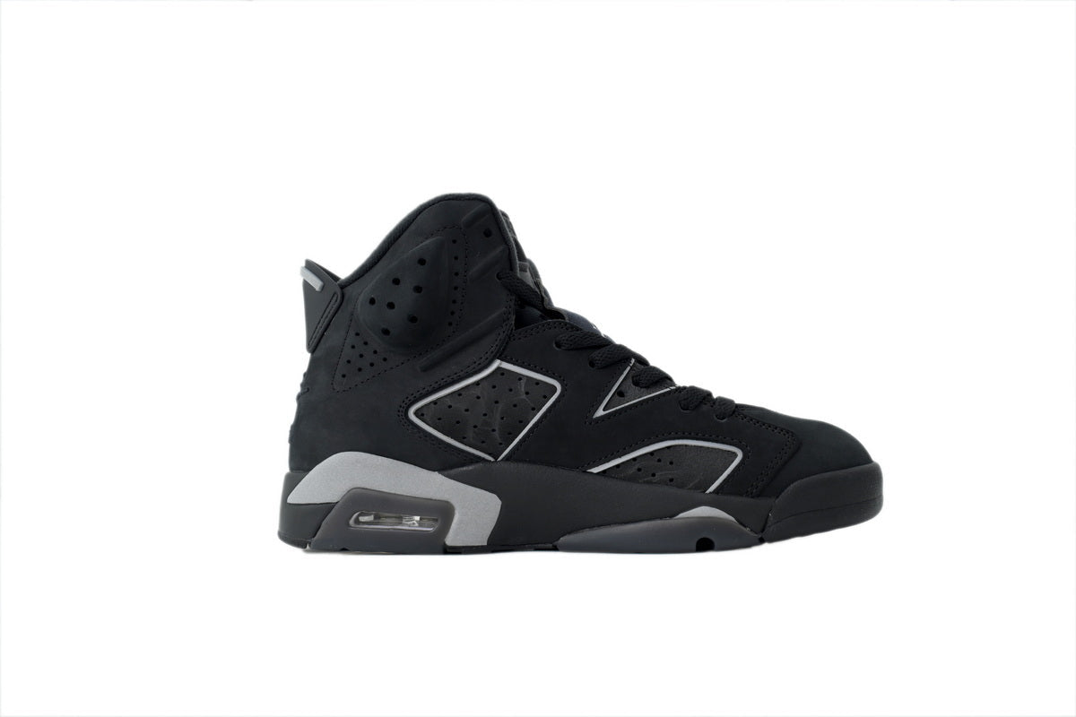 Nike Air Jordan 6 – Retro High-Top Basketball Sneakers