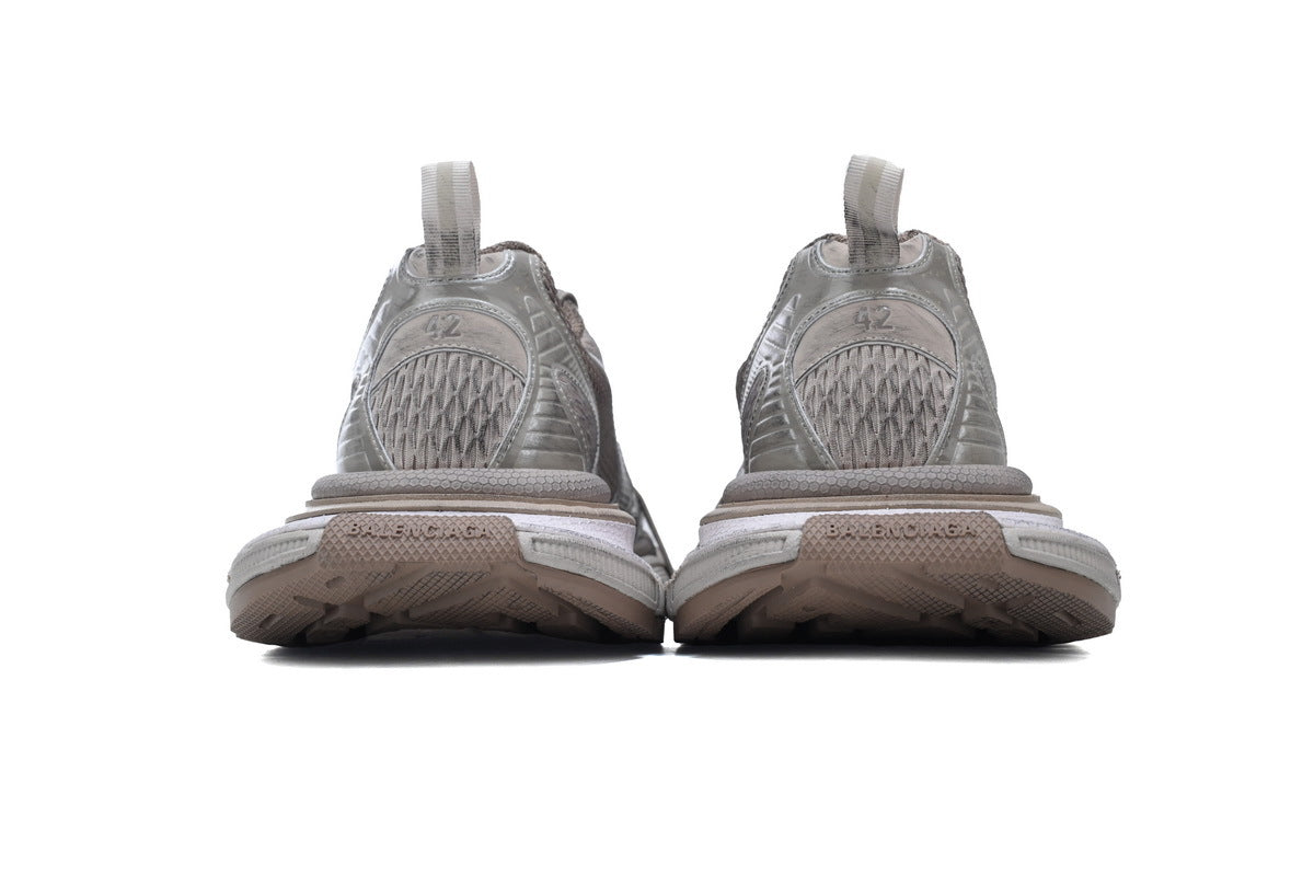 Balenciaga 3XL Sneaker – Low-Top Chunky Sole