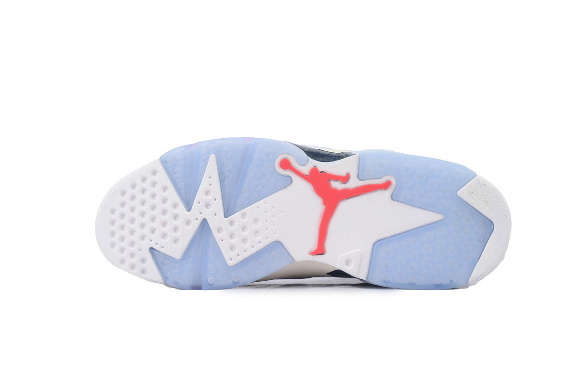Nike Air Jordan 6 – Retro High-Top Basketball Sneakers