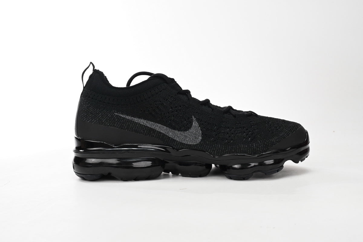 Nike Air VaporMax – Lightweight Running Sneakers