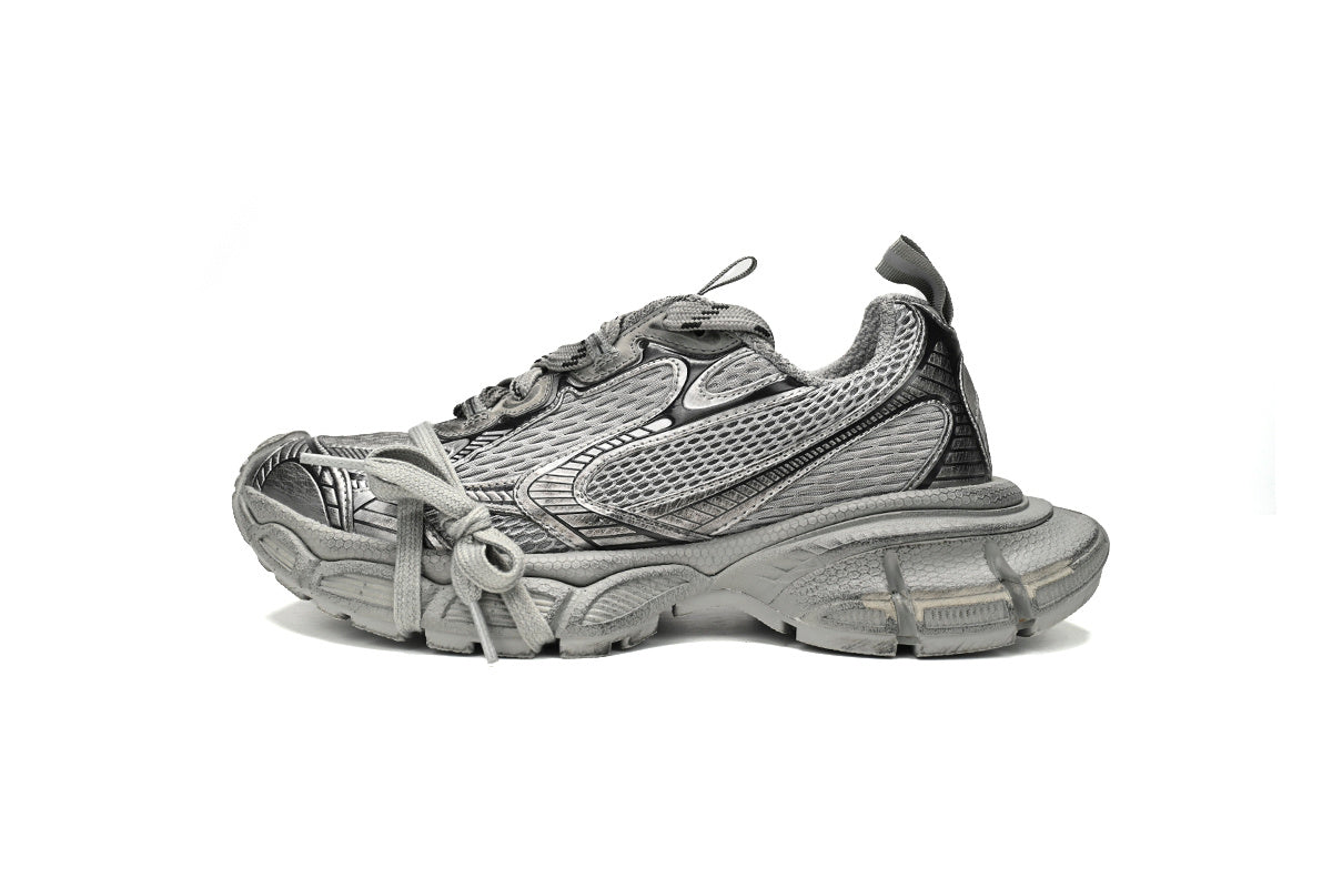 Balenciaga 3XL Sneaker – Low-Top Chunky Sole
