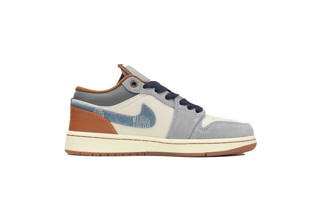 Nike Air Jordan 1 Retro Low Low-Top Sneakers
