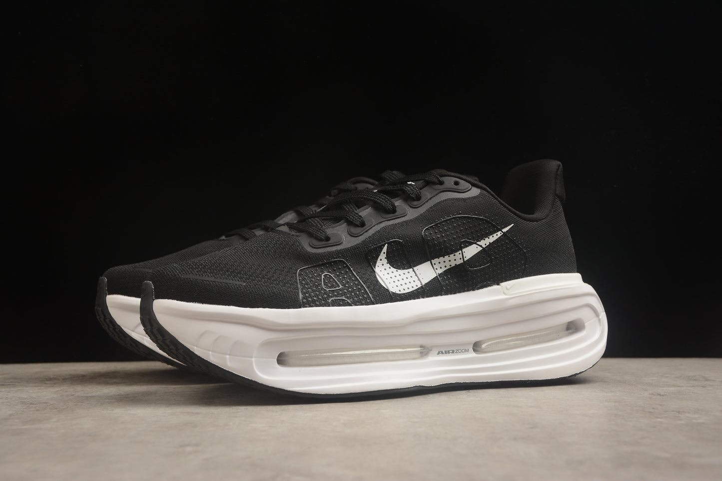 Nike Vomero 18 Running Shoes | Premium Cushioning | EU 36-45