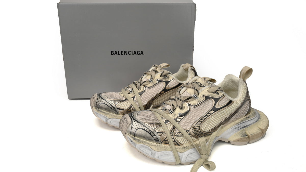 Balenciaga 3XL Sneaker – Low-Top Chunky Sole