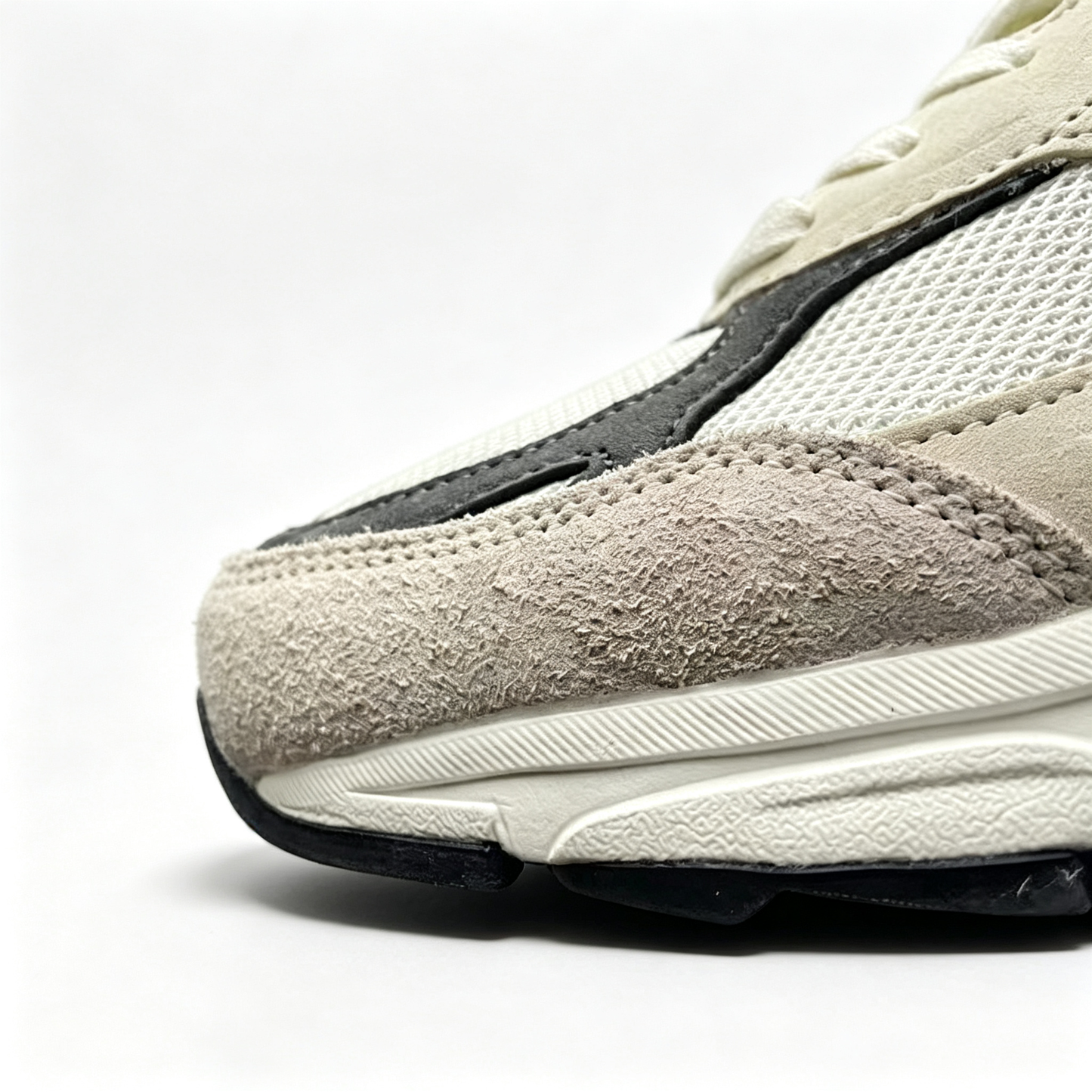 JJJJound x New Balance 990v3 Sneakers — Moonbeam