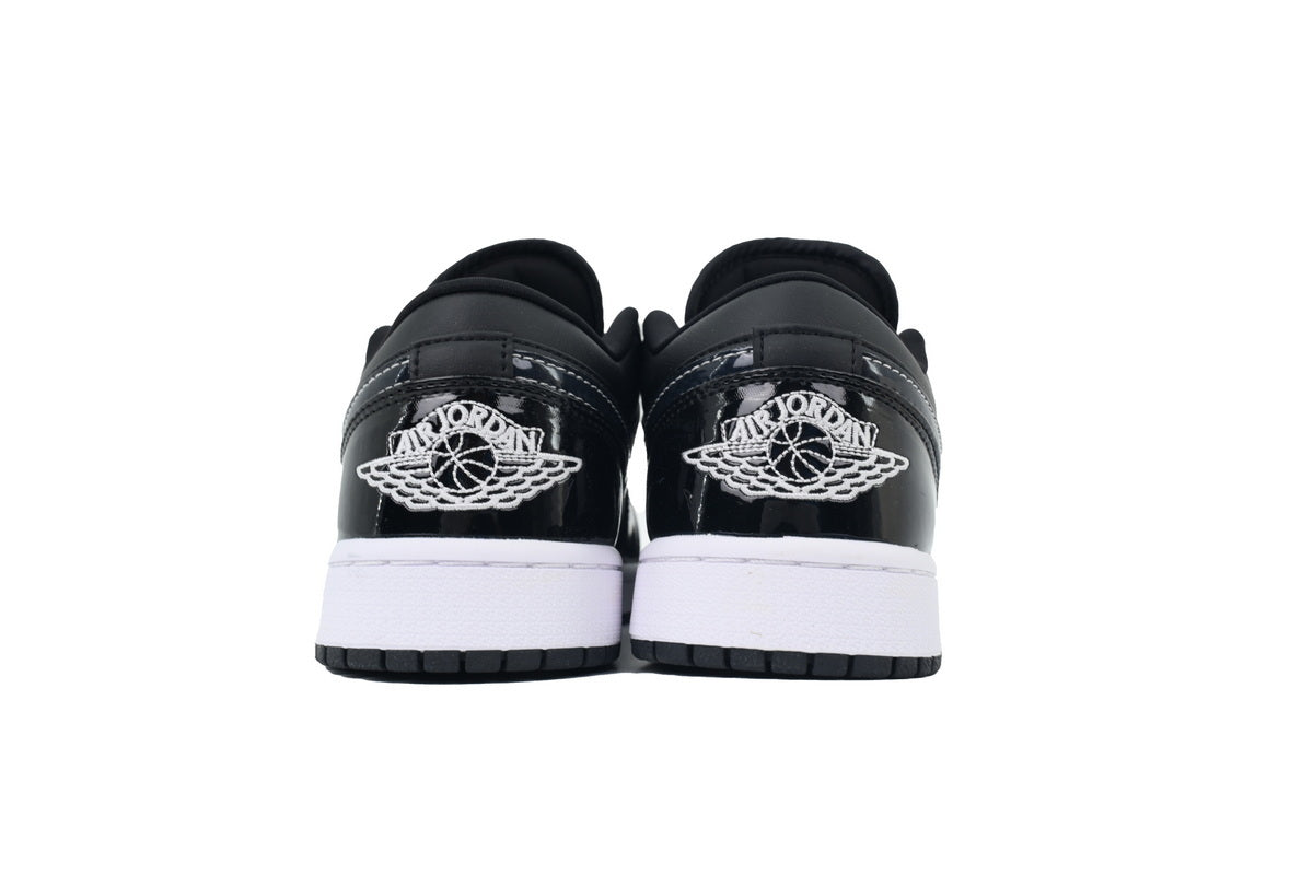 Nike Air Jordan 1 Retro Low Low-Top Sneakers