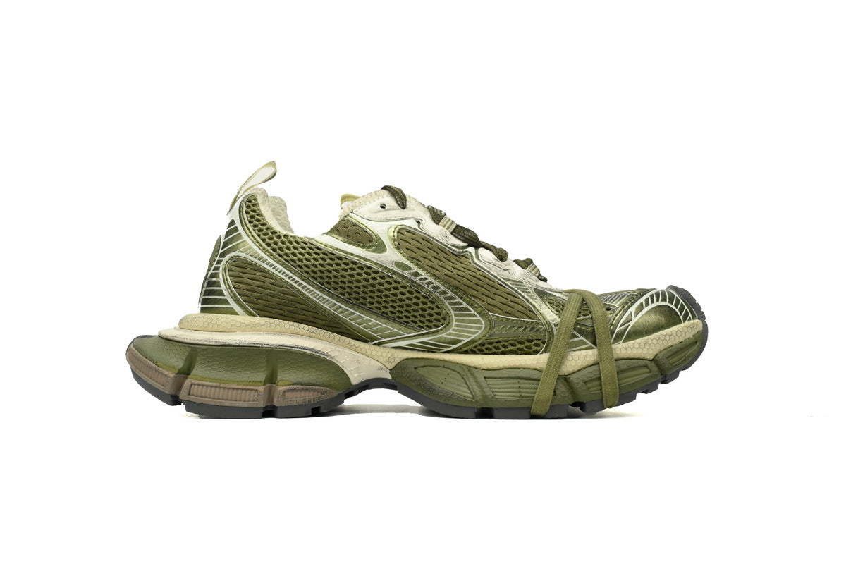 Balenciaga 3XL Sneaker – Low-Top Chunky Sole