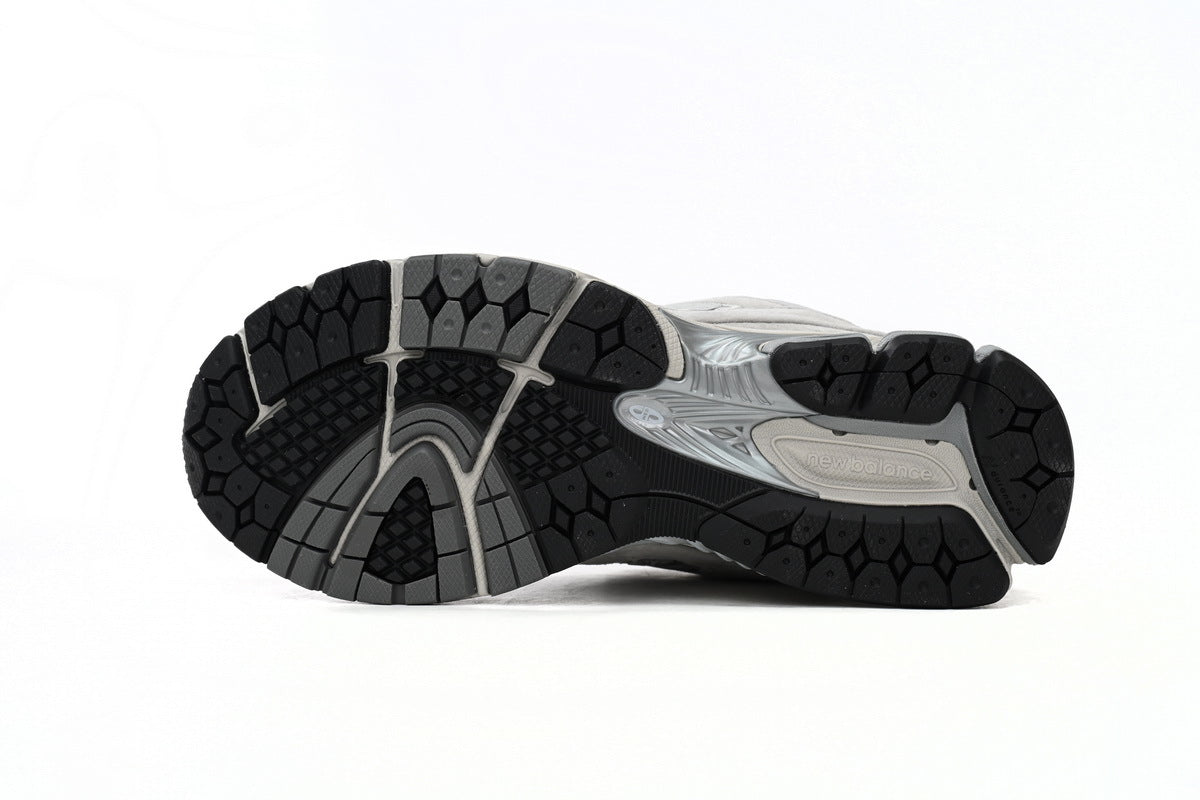 New Balance 2002R Sneakers
