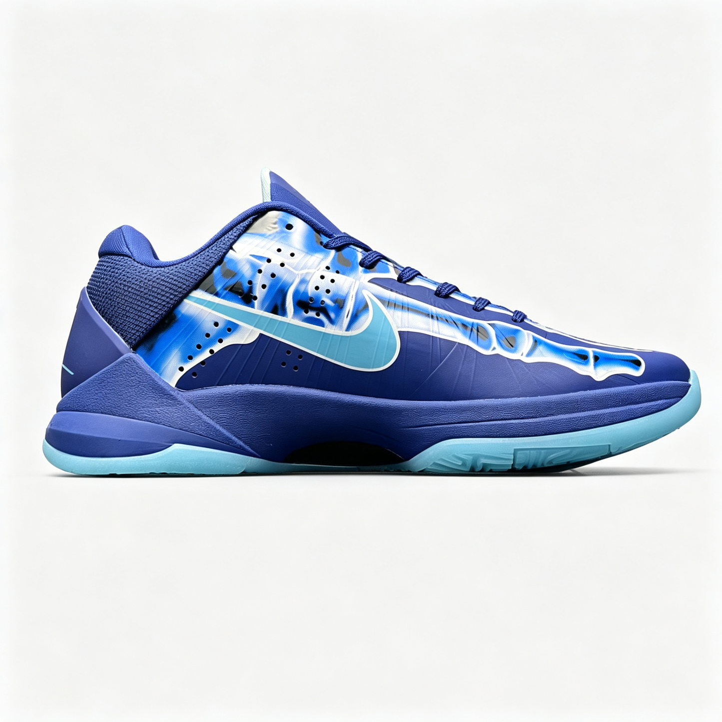 Nike Kobe 5 basketball shoes