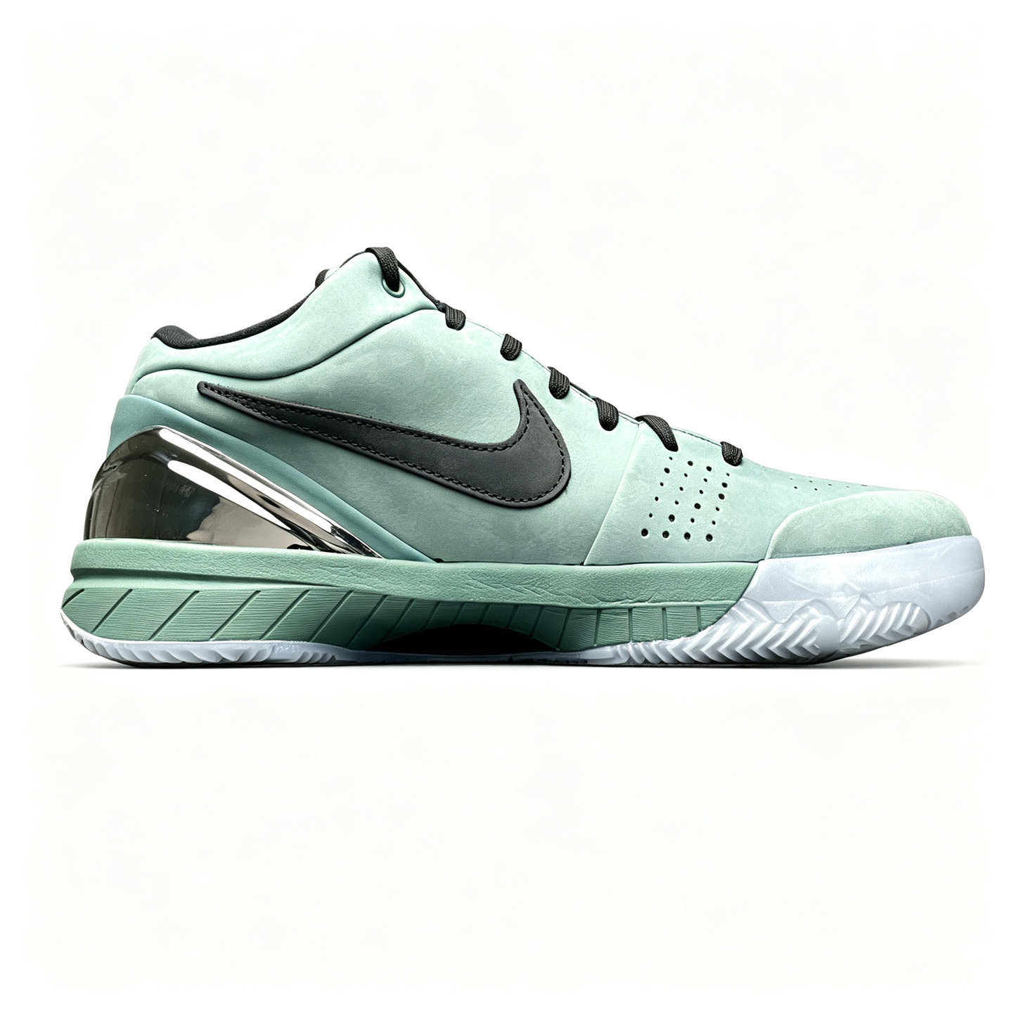 Nike Kobe 4 basketball shoes
