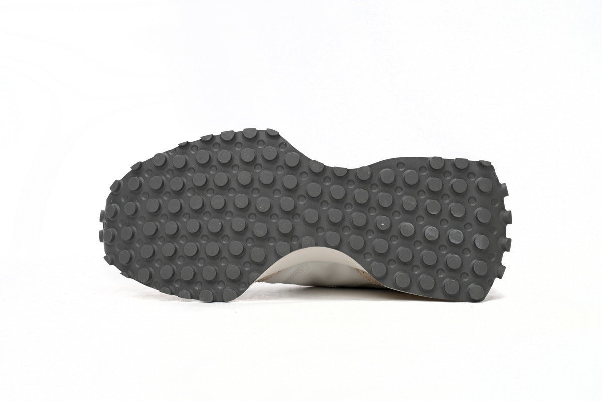 New Balance 327 Sneakers