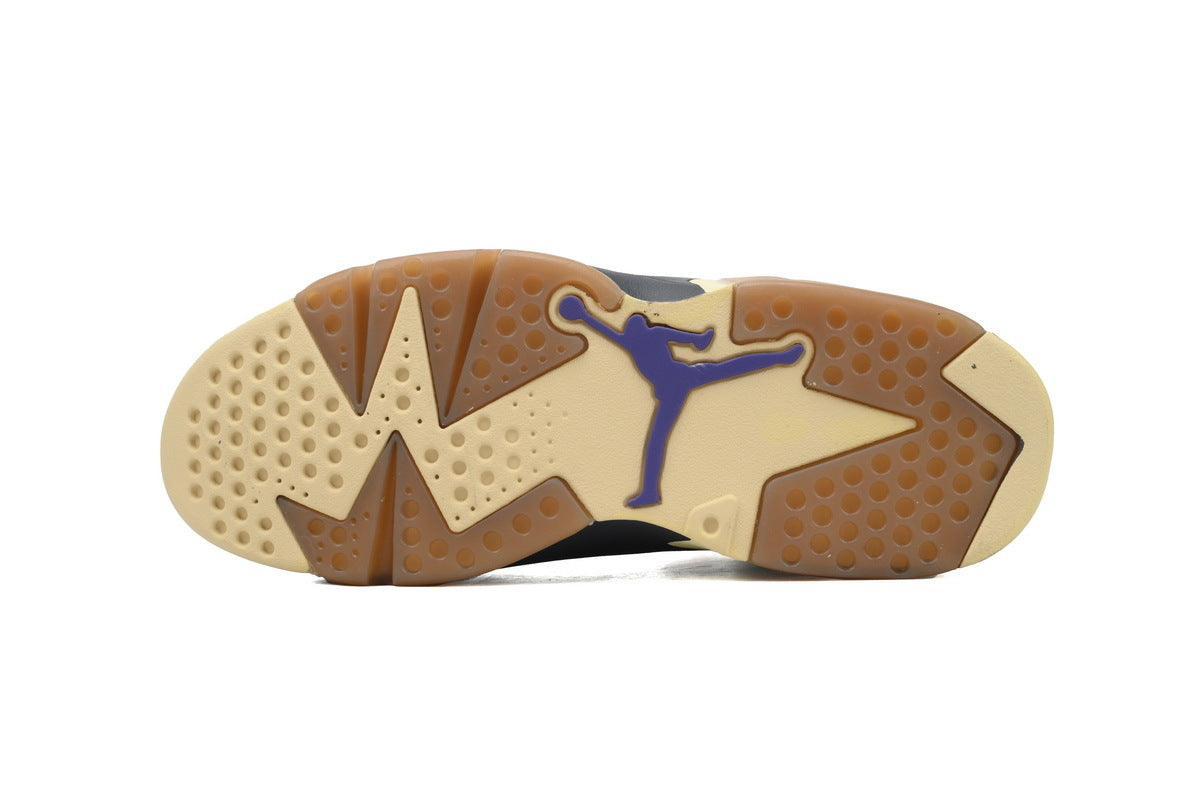 Nike Air Jordan 6 – Retro High-Top Basketball Sneakers