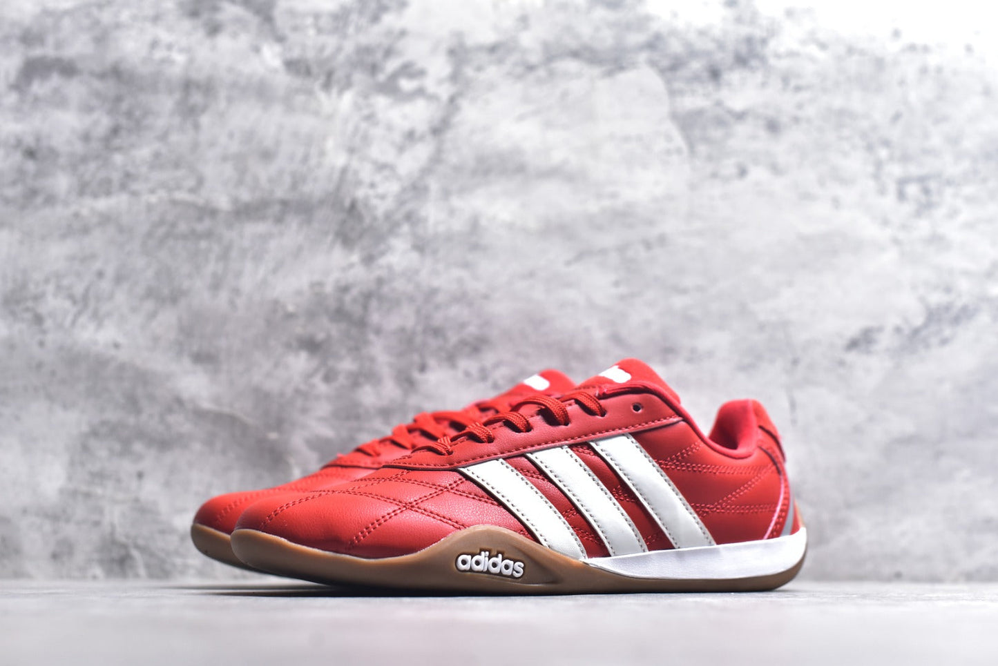 Adidas Adipista Trainers | Non-Slip & Durable Casual Shoes | EU 36-45