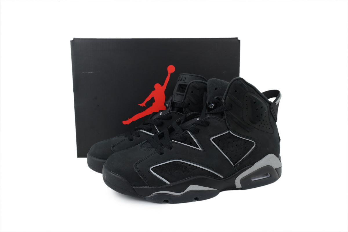 Nike Air Jordan 6 – Retro High-Top Basketball Sneakers