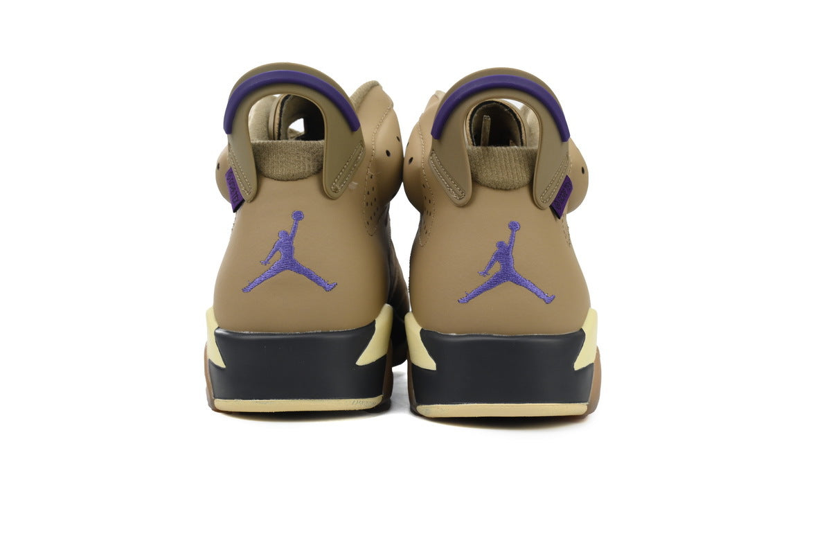 Nike Air Jordan 6 – Retro High-Top Basketball Sneakers