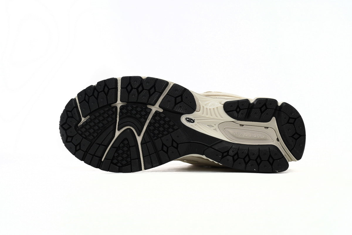 New Balance 2002R Sneakers